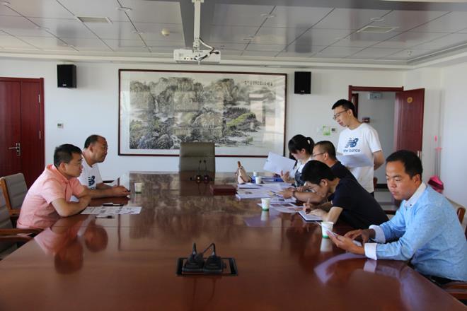 榆阳区委文明办主任刘亚飞一行莅临我公司指导文明单位创建工作